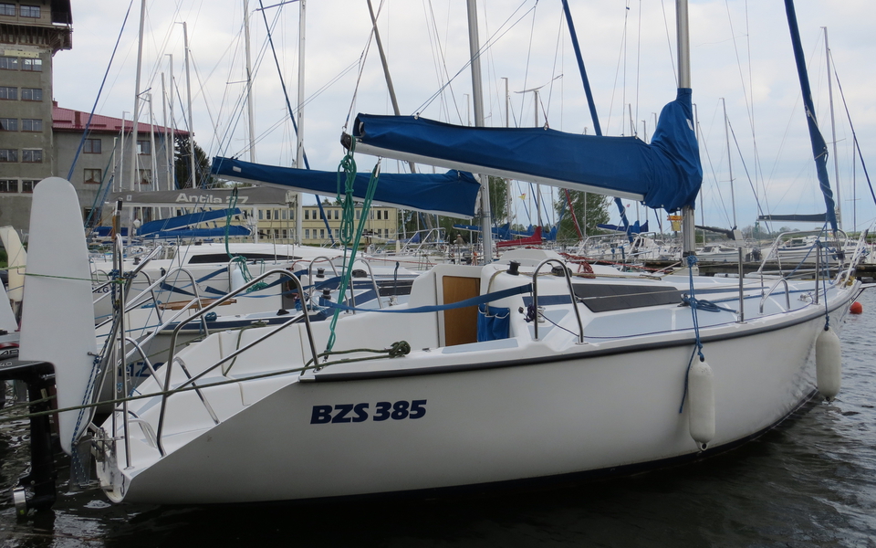 Tango 780 Baton